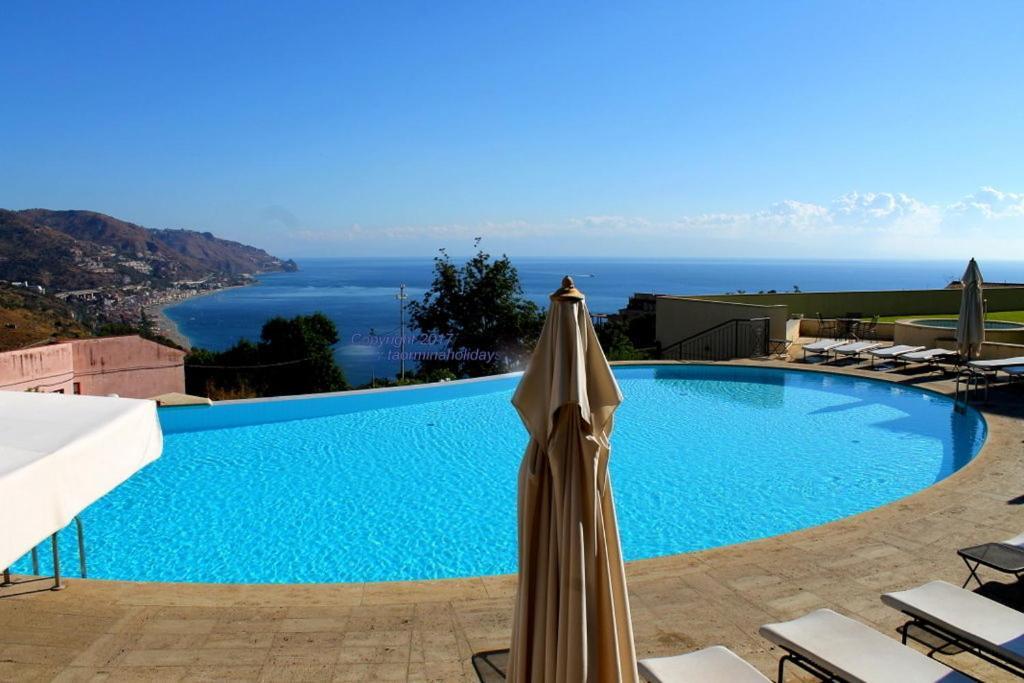 Bayview Apartment - Taormina Holidays Ngoại thất bức ảnh