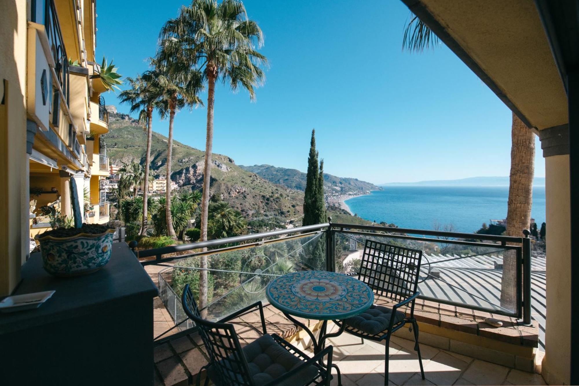 Bayview Apartment - Taormina Holidays Ngoại thất bức ảnh